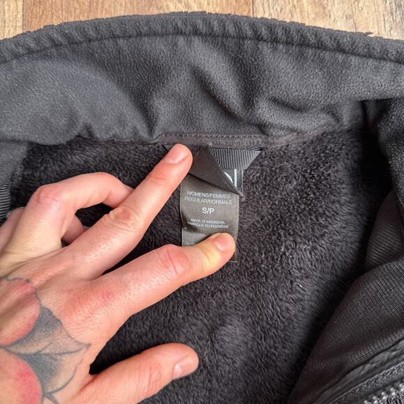The North‎ Face Osito Fleece Jacket Women's Small Black Sherpa Exploring 6347 - Picture 2 of 14